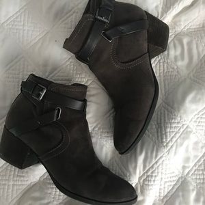 Unisa Heeled Boots